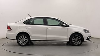 Used 2022 volkswagen Vento Highline Plus 1.0L TSI Petrol AT Petrol Automatic exterior RIGHT SIDE VIEW