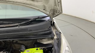 Used 2014 hyundai i10 Sportz 1.1 Petrol Petrol Manual engine ENGINE LEFT SIDE HINGE & APRON VIEW