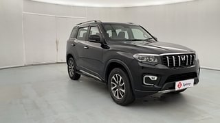 Used 2022 Mahindra Scorpio N Z8 L Petrol AT 7 STR Petrol Automatic exterior RIGHT FRONT CORNER VIEW