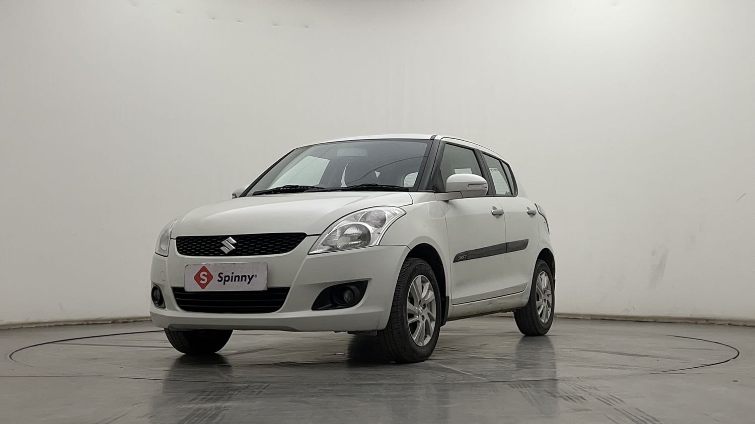 LEFT FRONT CORNER VIEW