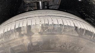 Used 2018 Mahindra XUV500 [2017-2021] W9 AT Diesel Automatic tyres RIGHT FRONT TYRE TREAD VIEW