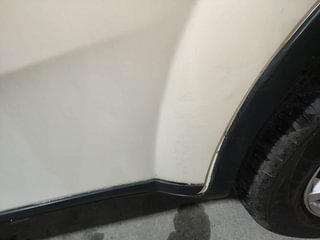 Used 2018 Mahindra XUV500 [2017-2021] W9 AT Diesel Automatic dents MINOR SCRATCH