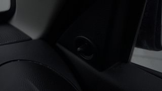Used 2024 renault Kwid RXL(O) 1.0 Petrol MT SCE Petrol Manual top_features Adjustable ORVM