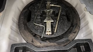 Used 2016 Maruti Suzuki Ciaz [2014-2017] ZXI+ AT Petrol Automatic tyres SPARE TYRE VIEW