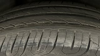 Used 2016 volkswagen Vento 1.5L Highline Diesel AT Diesel Automatic tyres RIGHT REAR TYRE TREAD VIEW