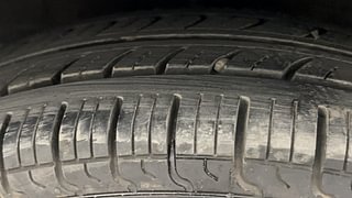 Used 2015 Hyundai Eon [2011-2018] Era Petrol Manual tyres LEFT FRONT TYRE TREAD VIEW