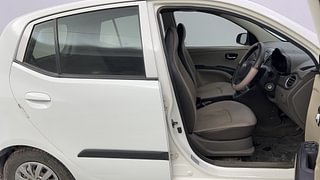 Used 2014 hyundai i10 Sportz 1.1 Petrol Petrol Manual interior RIGHT SIDE FRONT DOOR CABIN VIEW