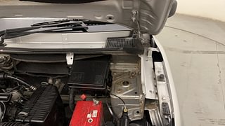 Used 2016 Renault Kwid [2015-2019] RXT Petrol Manual engine ENGINE LEFT SIDE HINGE & APRON VIEW