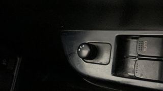 Used 2016 Maruti Suzuki Stingray [2013-2019] VXi Petrol Manual top_features Adjustable ORVM