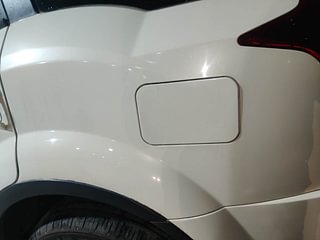 Used 2018 Mahindra XUV500 [2017-2021] W9 AT Diesel Automatic dents MINOR SCRATCH