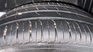 Used 2022 Renault Triber RXZ AMT Petrol Automatic tyres RIGHT REAR TYRE TREAD VIEW