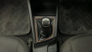 Used 2017 Hyundai i20 Active [2015-2020] 1.2 S Petrol Manual interior GEAR  KNOB VIEW