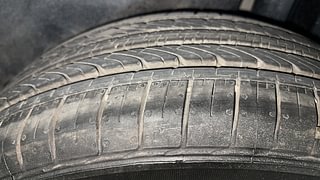 Used 2016 Maruti Suzuki Ciaz [2014-2017] ZXI+ AT Petrol Automatic tyres LEFT REAR TYRE TREAD VIEW