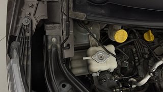 Used 2021 Nissan Magnite XL Petrol Manual engine ENGINE RIGHT SIDE VIEW