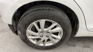 Used 2013 Maruti Suzuki Swift [2011-2017] ZXi Petrol Manual tyres RIGHT REAR TYRE RIM VIEW
