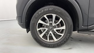 Used 2022 Mahindra Scorpio N Z8 L Petrol AT 7 STR Petrol Automatic tyres LEFT FRONT TYRE RIM VIEW