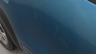 Used 2021 Renault Kwid 1.0L RXT(O) AMT Petrol Automatic dents MINOR SCRATCH