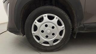 Used 2021 Nissan Magnite XL Petrol Manual tyres LEFT FRONT TYRE RIM VIEW