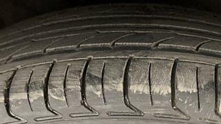 Used 2016 Hyundai Grand i10 Sportz 1.2 Kappa VTVT Petrol Manual tyres RIGHT FRONT TYRE TREAD VIEW