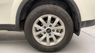 Used 2018 Mahindra XUV500 [2017-2021] W9 AT Diesel Automatic tyres LEFT REAR TYRE RIM VIEW