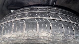 Used 2016 Maruti Suzuki Baleno [2015-2019] Delta Petrol Petrol Manual tyres LEFT FRONT TYRE TREAD VIEW