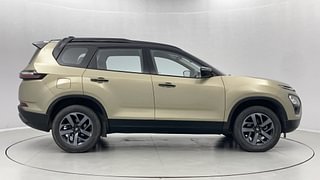 Used 2022 Tata Safari Kaziranga XZA Plus Diesel Automatic exterior RIGHT SIDE VIEW