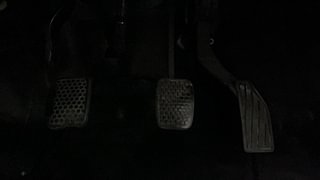 Used 2018 Maruti Suzuki Alto 800 [2016-2019] Lxi Petrol Manual interior PEDALS VIEW