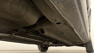 Used 2017 Renault Kwid [2017-2019] RXT 1.0 SCE Special Petrol Manual extra REAR RIGHT UNDERBODY VIEW