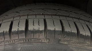 Used 2017 Hyundai Grand i10 Magna 1.2 Kappa VTVT Petrol Manual tyres RIGHT FRONT TYRE TREAD VIEW