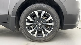 Used 2021 Maruti Suzuki S-Cross Zeta Petrol Manual tyres RIGHT FRONT TYRE RIM VIEW