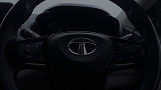 Used 2022 Tata Nexon XZ Plus Diesel S Diesel Manual top_features Airbags