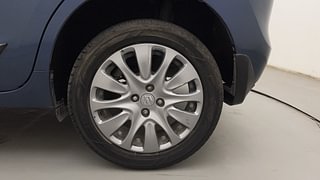 Used 2017 Maruti Suzuki Baleno [2015-2019] Zeta Petrol Petrol Manual tyres LEFT REAR TYRE RIM VIEW