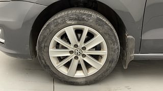 Used 2016 volkswagen Vento 1.5L Highline Diesel AT Diesel Automatic tyres LEFT FRONT TYRE RIM VIEW