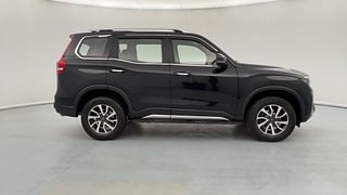 Used 2022 Mahindra Scorpio N Z8 L Petrol AT 7 STR Petrol Automatic exterior RIGHT SIDE VIEW