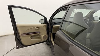 Used 2015 Honda Mobilio [2014-2017] S Petrol Petrol Manual interior LEFT FRONT DOOR OPEN VIEW