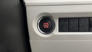Used 2023 Maruti Suzuki Ignis Zeta MT Petrol Petrol Manual top_features Keyless start