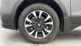 Used 2021 Maruti Suzuki S-Cross Zeta Petrol Manual tyres LEFT FRONT TYRE RIM VIEW