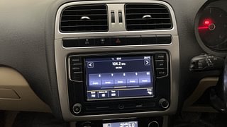 Used 2017 Volkswagen Ameo [2017-2020] Highline Plus 1.5L AT (D) Diesel Automatic top_features Integrated (in-dash) music system