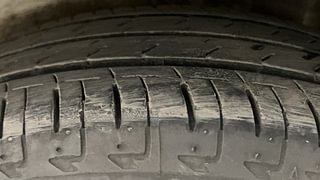 Used 2023 Maruti Suzuki Ignis Zeta MT Petrol Petrol Manual tyres LEFT REAR TYRE TREAD VIEW