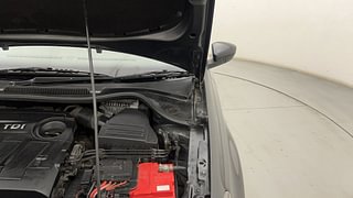 Used 2016 volkswagen Vento 1.5L Highline Diesel AT Diesel Automatic engine ENGINE LEFT SIDE HINGE & APRON VIEW