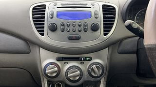 Used 2014 hyundai i10 Sportz 1.1 Petrol Petrol Manual interior MUSIC SYSTEM & AC CONTROL VIEW