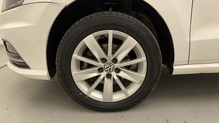 Used 2017 Volkswagen Ameo [2017-2020] Highline Plus 1.5L AT (D) Diesel Automatic tyres LEFT FRONT TYRE RIM VIEW