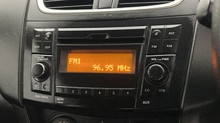 Used 2016 Maruti Suzuki Swift [2011-2017] VXi Petrol Manual top_features Integrated (in-dash) music system