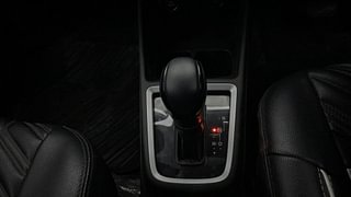 Used 2020 Maruti Suzuki Swift [2017-2021] VXI AMT Petrol Automatic interior GEAR  KNOB VIEW