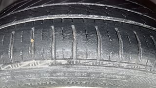 Used 2017 Hyundai Grand i10 [2017-2020] Magna AT 1.2 Kappa VTVT Petrol Automatic tyres LEFT FRONT TYRE TREAD VIEW