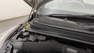 Used 2012 Hyundai i10 Sportz 1.2 Kappa2 Petrol Manual engine ENGINE RIGHT SIDE HINGE & APRON VIEW