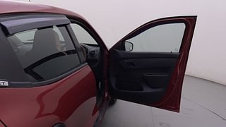 Used 2016 Renault Kwid [2015-2019] RXT Petrol Manual interior RIGHT FRONT DOOR OPEN VIEW