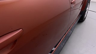 Used 2017 Renault Duster [2015-2020] RXL Petrol Petrol Manual dents MINOR DENT