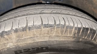 Used 2018 Hyundai Eon [2011-2018] Sportz Petrol Manual tyres LEFT FRONT TYRE TREAD VIEW