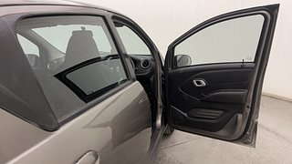Used 2018 Datsun Redi-GO [2015-2019] T(O) 1.0 AMT Petrol Automatic interior RIGHT FRONT DOOR OPEN VIEW
